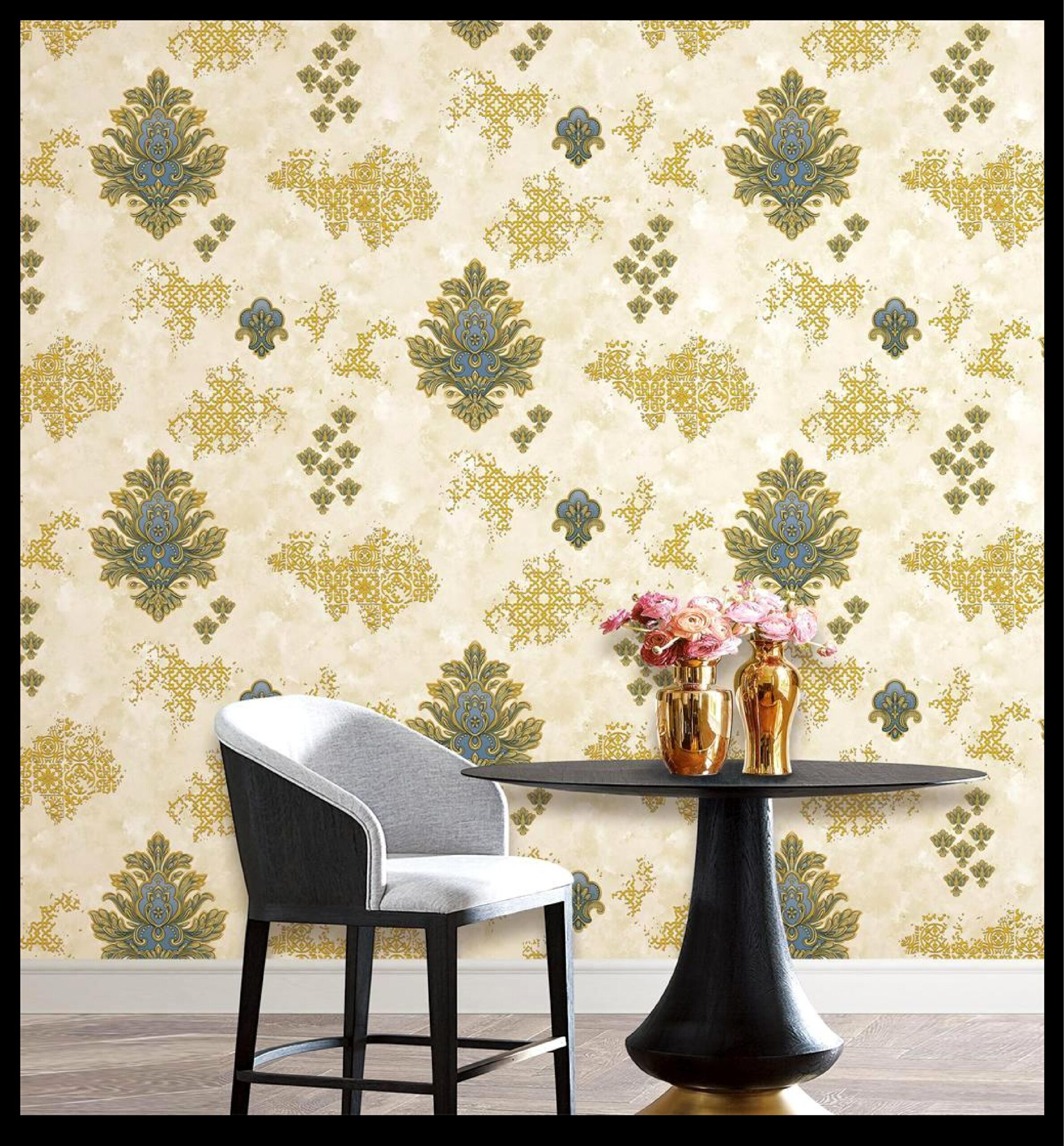 Elegant Beige Damask Wallpaper